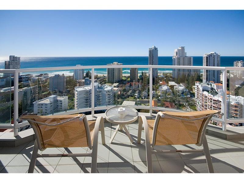 Deluxe Private Apartment And Studio - Ocean Views Gold Coast Esterno foto