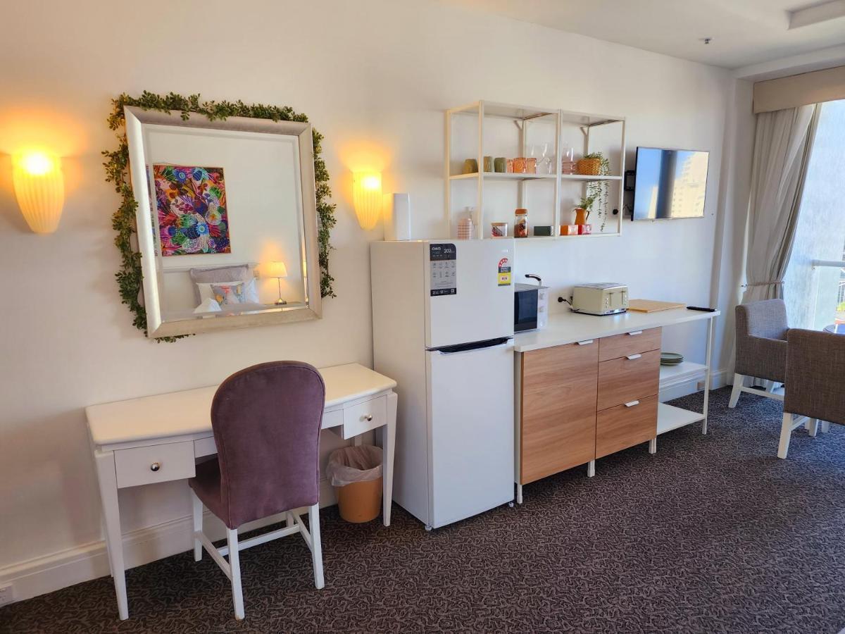 Deluxe Private Apartment And Studio - Ocean Views Gold Coast Esterno foto