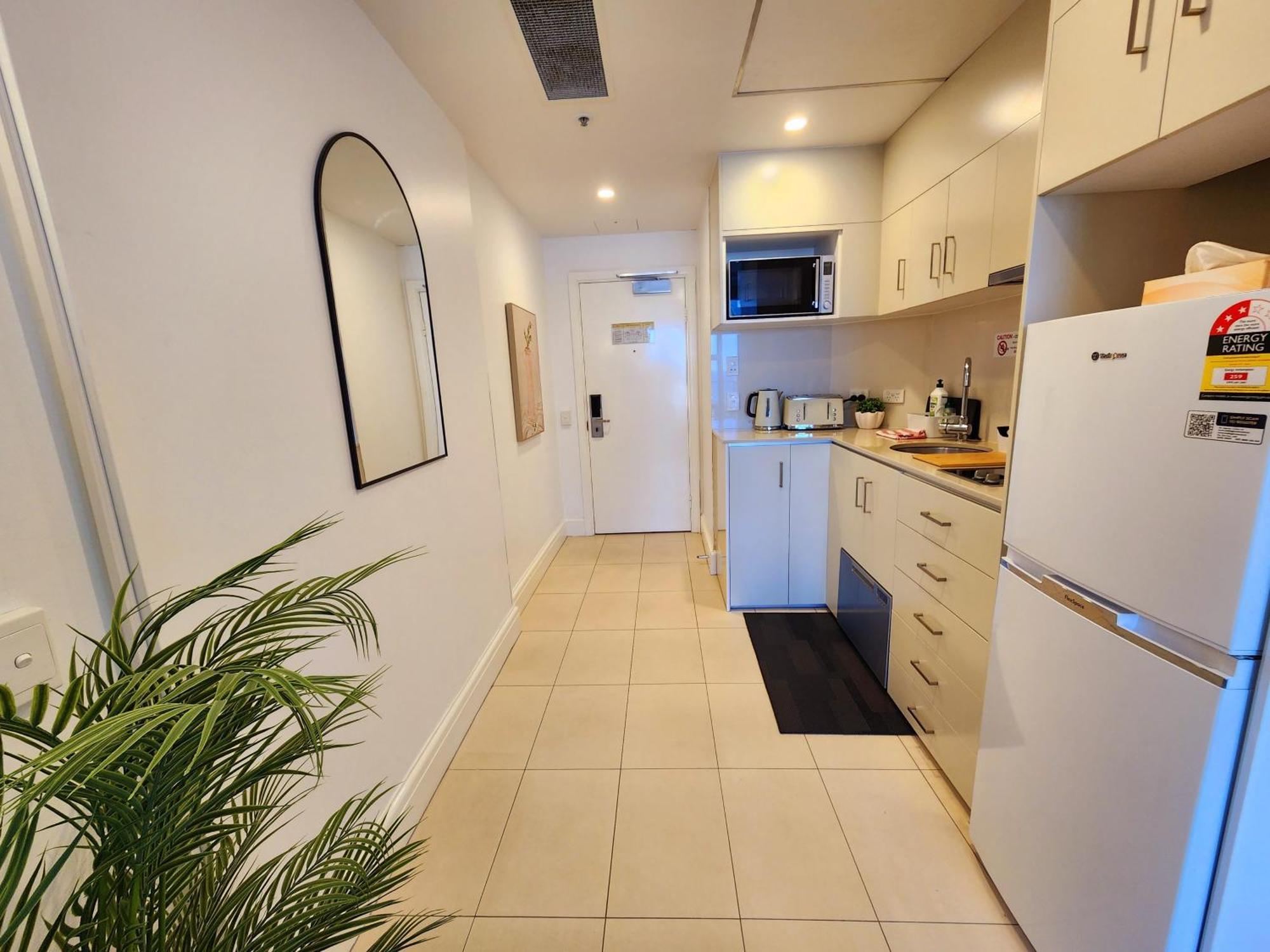 Deluxe Private Apartment And Studio - Ocean Views Gold Coast Esterno foto
