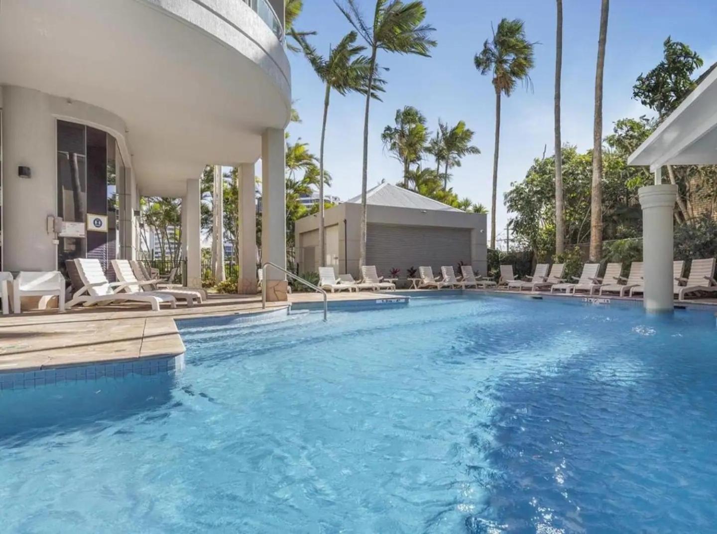 Deluxe Private Apartment And Studio - Ocean Views Gold Coast Esterno foto
